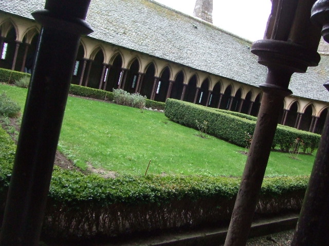 f0076001_2311639.jpg