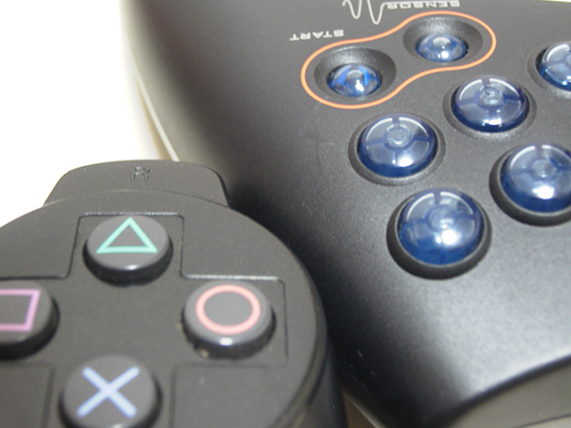 【レビュー】Logitech WingMan EXTREME_c0004568_220516.jpg