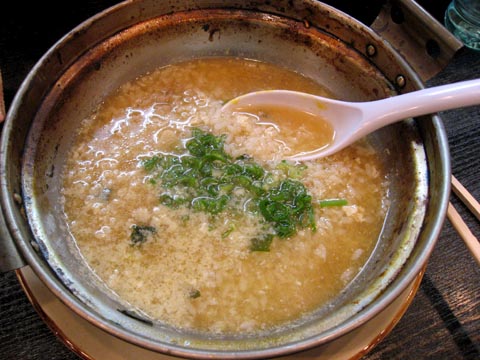 【CLOSED】 天領　の　鍋焼きラーメン（４月下旬まで）_f0056567_18491234.jpg