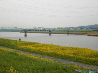 f0043559_22361773.jpg
