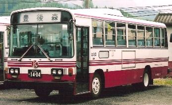 玖珠観光バス 日デP-RM81E/P-RM81G +富士6E_e0030537_0141378.jpg