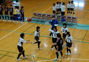 練習試合【バレーボール】_d0010630_9321599.jpg