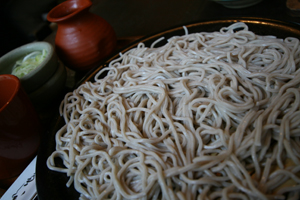 奥多摩のそば・うどん３軒　はしごの巻_a0065010_10232546.jpg