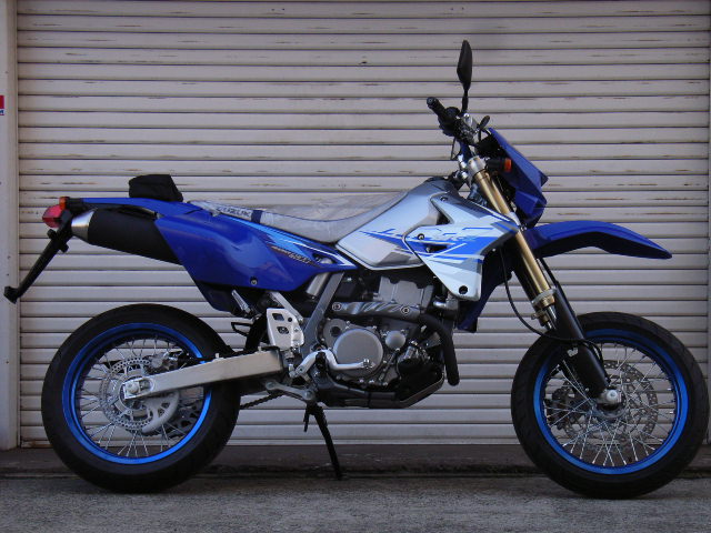 DR-Z400SMの限定車“SMZ”売れてます! : モタードに DR-Z400SMの限定車“SMZ”売れてます! : モタードに