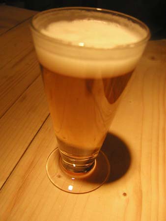 アクセル飲に”エビスの生”がやってきた!_f0053279_1264316.jpg
