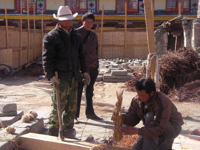 f0038407_9385135.jpg