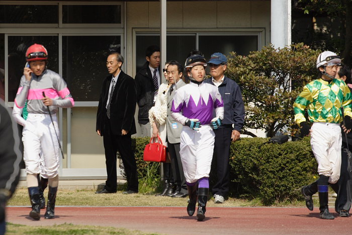 2007年3月21日(水) 高知競馬 はりまや盃 パドック_a0077663_21495824.jpg