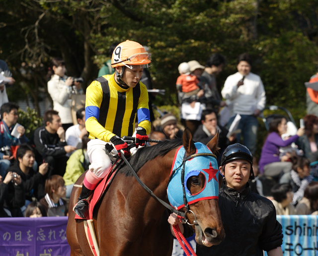 2007年3月21日(水) 高知競馬 はりまや盃 パドック_a0077663_21521839.jpg