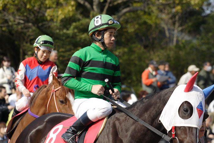 2007年3月21日(水) 高知競馬 はりまや盃 パドック_a0077663_2152428.jpg