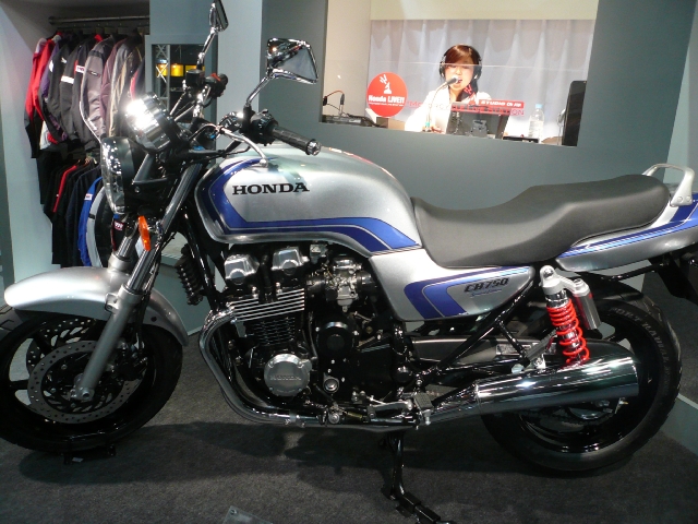 大阪モーターサイクルショー_f0097683_2505331.jpg