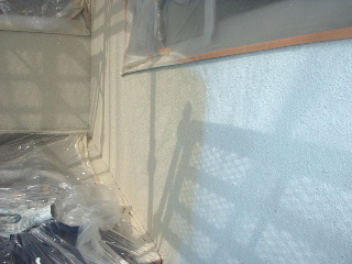 外壁塗装開始_f0031037_1834462.jpg