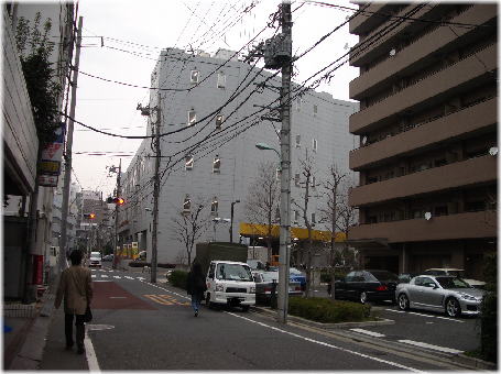 ラーメンと散歩_e0078757_15351864.jpg