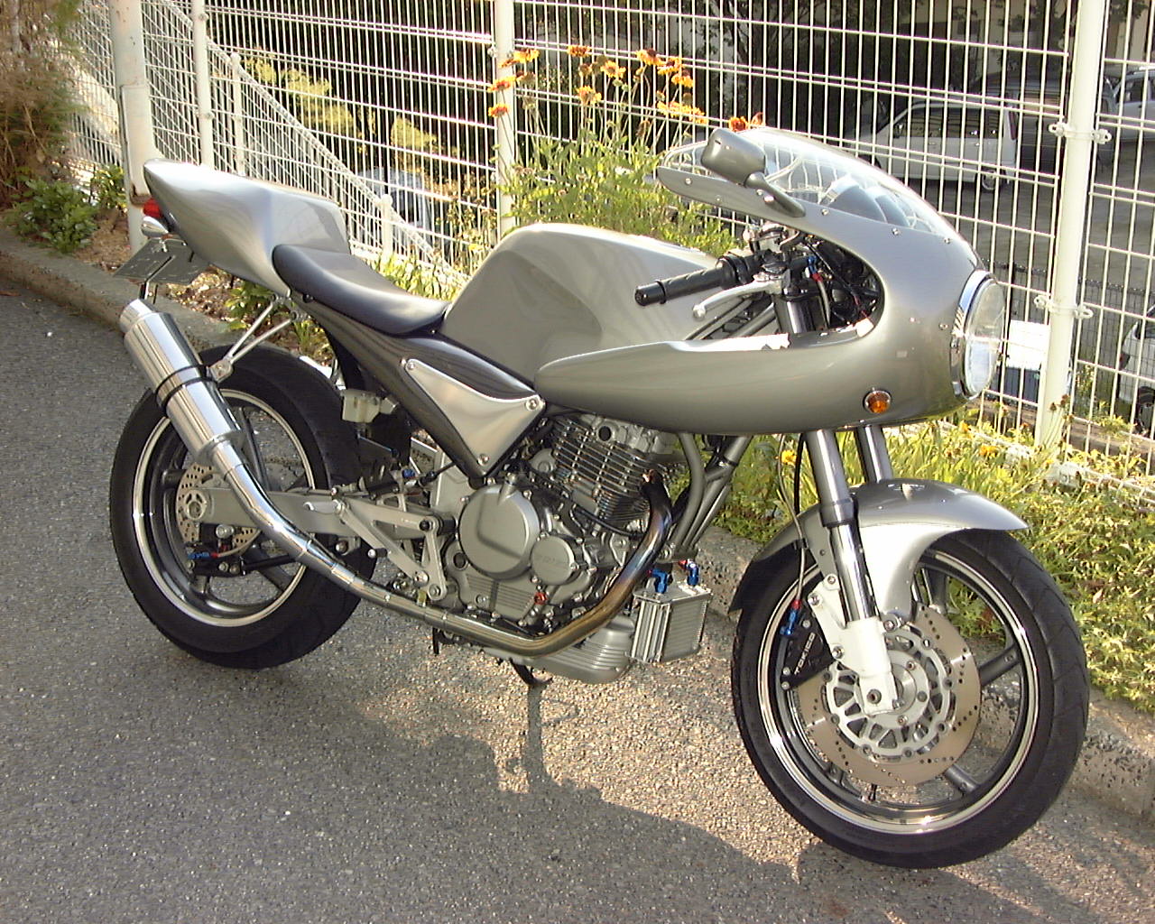 グース350 ロケットカウル