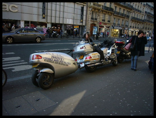 ■MOTO TAXIオートバイタクシー(PARIS）_a0008105_683747.jpg