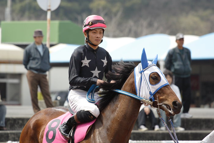 2007年3月25日(日) 高知競馬 3R_a0077663_1839534.jpg
