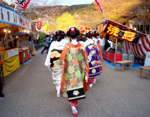 京都 円山公園_e0048413_161493.jpg