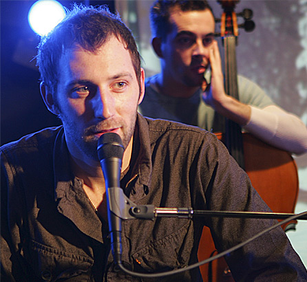 Coldplay いや Mat Kearney Rody