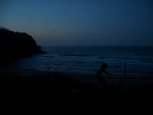 日没のビーチへ_f0009169_76371.jpg