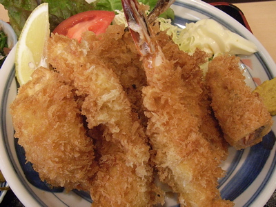 口コミで人気のボリューム定食はどんなん? 北千住 味久_b0098884_17364137.jpg