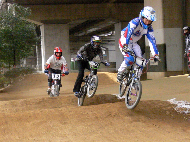 ２００７JOSF川口ゴリラ公園４月定期戦VOL1 BMXエキスパート、エリートクラス予選〜決勝の画像垂れ流し_b0065730_20321926.jpg