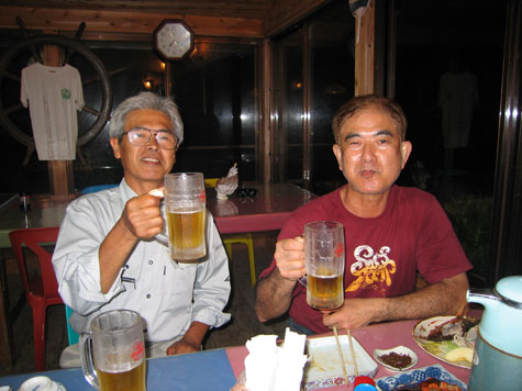 渡山さん、お疲れさまでした!_e0028387_0101182.jpg