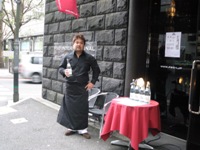 ヴィッチー・カタランカフェOPEN!_d0091909_1604967.jpg