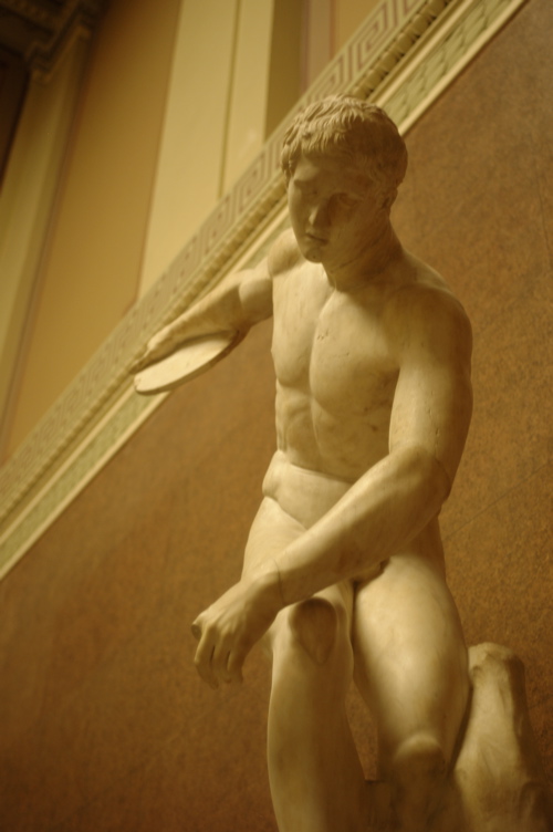 Discus Thrower_f0042194_17736100.jpg