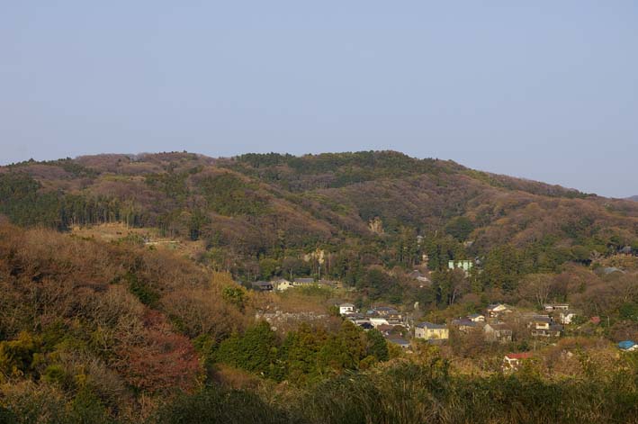 ここが変だよ、鎌倉市（４）六国見山山頂は展望台とは別！_c0014967_22151395.jpg