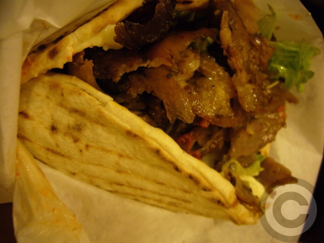 ■ピタ・サンドチェーン(PitaPitピタピット)日本進出_a0014299_192047100.jpg