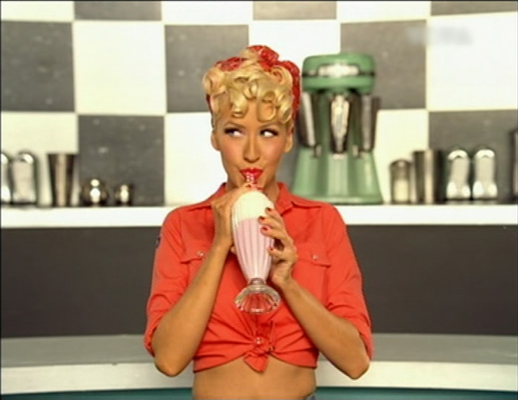 クリスティーナ・アギレラ（Christina Aguilera）「Candyman」（2006）_e0042361_23501431.jpg