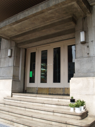 e0083212_1632959.jpg