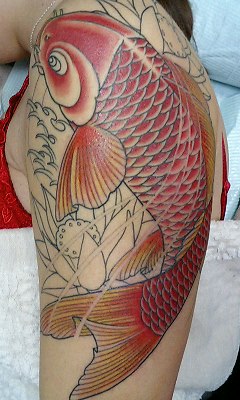 本日の刺青画像 鯉 と 龍 です 刺青 初代 彫あい 和彫り タトゥー 日本伝統刺青 新宿スタジオブログ