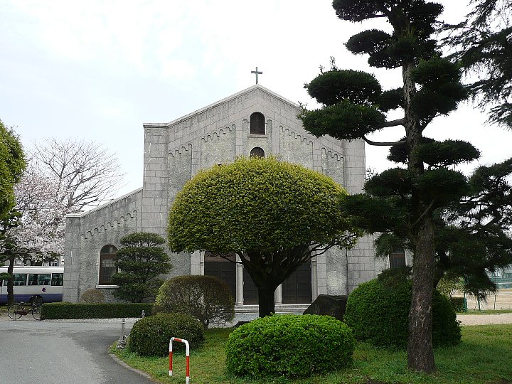 熊本の九州学院高等学校　ブラウン・メモリアル・チャペル_c0094541_12512449.jpg