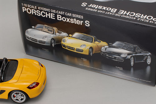 京商 Boxster S 1/18ミニカー_d0059861_151754.jpg