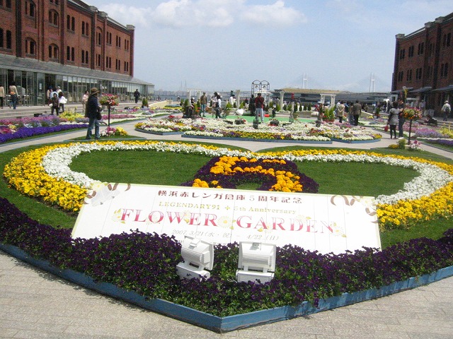 横浜赤レンガ　FLOWER　GARDEN_e0076995_235799.jpg