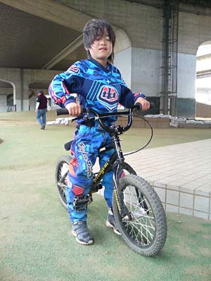 「ジュンとPITBIKE」 vol.6_a0004572_10333342.jpg