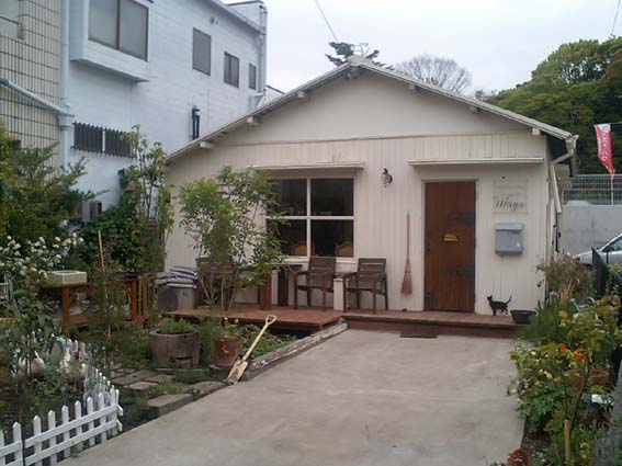 f0054859_2231642.jpg