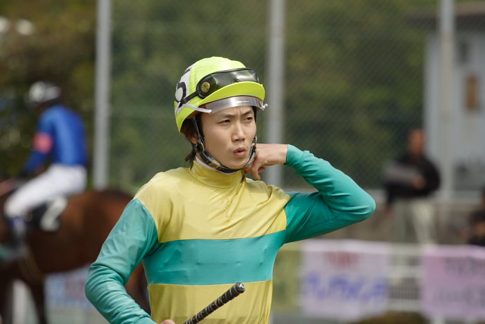 2007年4月15日(日) 高知競馬 6R_a0077663_18415361.jpg