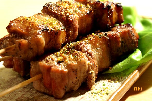 豚バラ串の炙り焼き/ホタテとイカの腸煮スープ/奴/西瓜_b0033423_18114521.jpg
