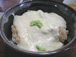 丹波篠山の牛トロ丼_a0078028_17435989.jpg