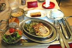 コンコンブル 渋谷宮益坂 Makan Makanan