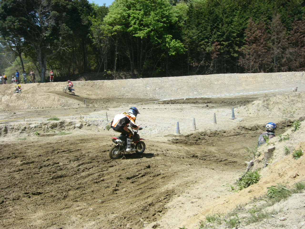 f0117723_2349330.jpg