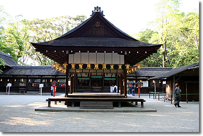 *　京都の世界遺産 (賀茂御祖神社－下鴨神社)　*_e0010185_22331842.jpg