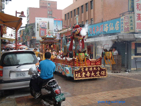 a0094711_23502669.gif