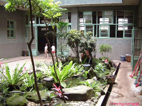 a0094711_23532043.gif