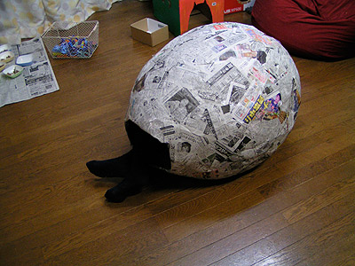 うちの猫らと「ち」の変な作品展無事終了!_a0028451_4233328.jpg