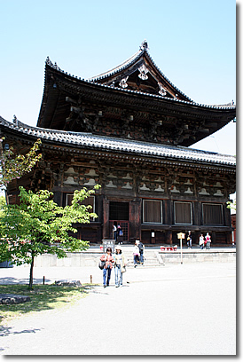 *　京都の世界遺産 (東寺)　*_e0010185_11833.jpg