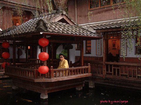 a0094711_23544371.gif