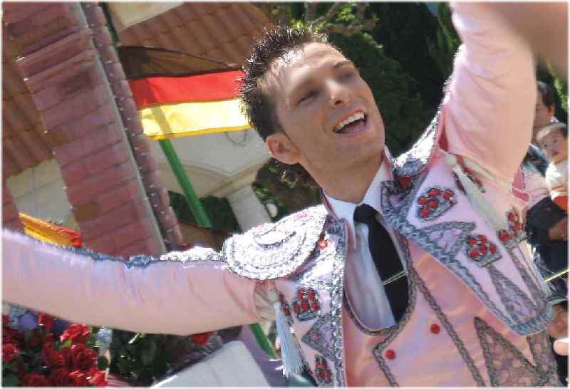 【パルケエスパーニャのパレード・志摩スペイン村・其の⑧】_b0009849_18341962.jpg