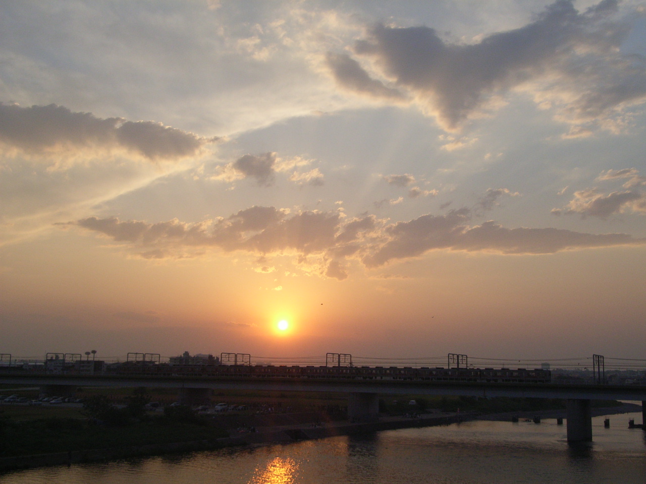 丸子橋の夕暮れ♪_f0056412_0451126.jpg